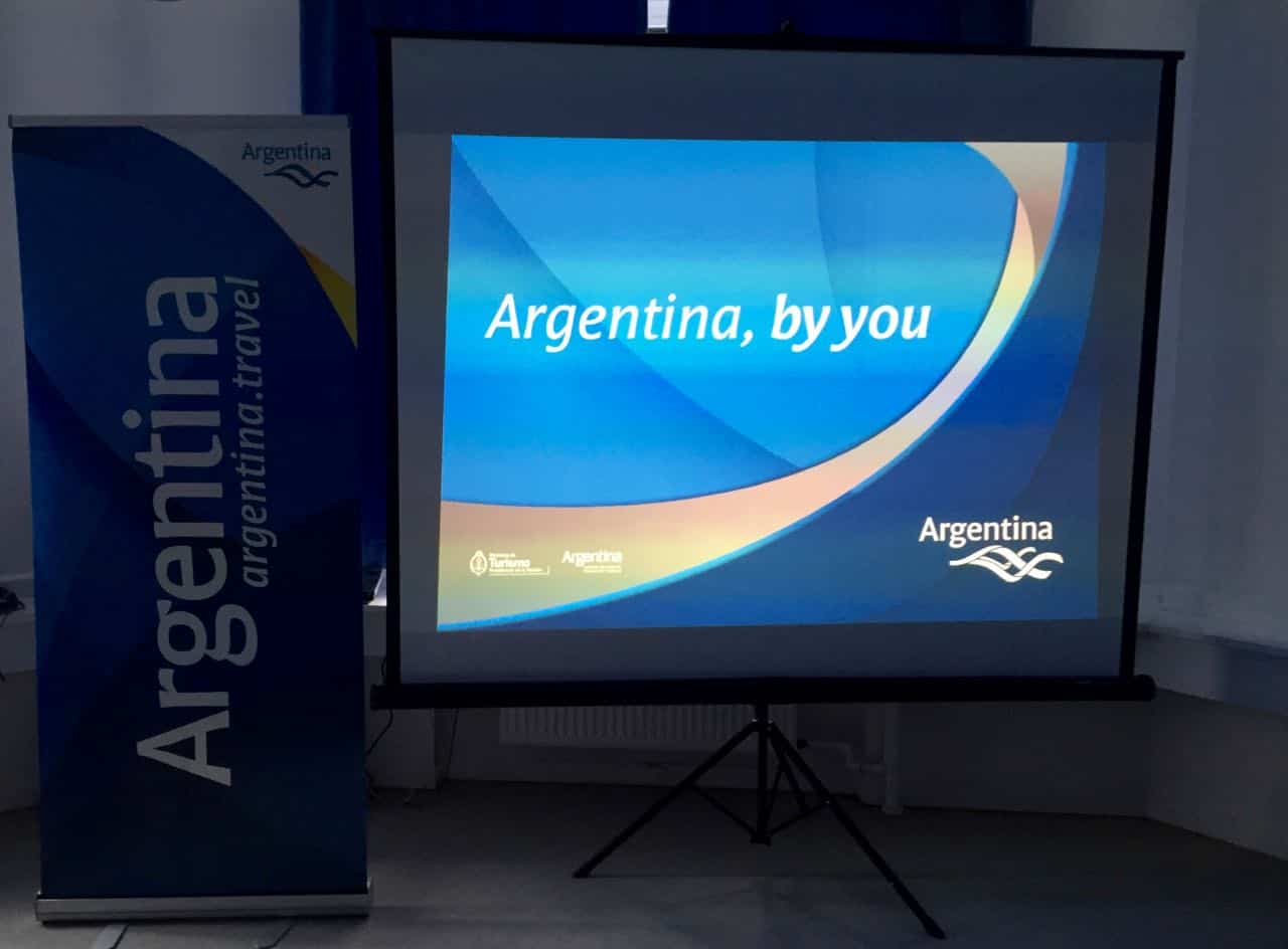 Invitation til den Argentinske ambassade