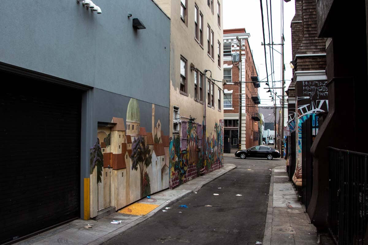 Mission District det fattige kvarter med vægmalerierne - San Francisco, USA