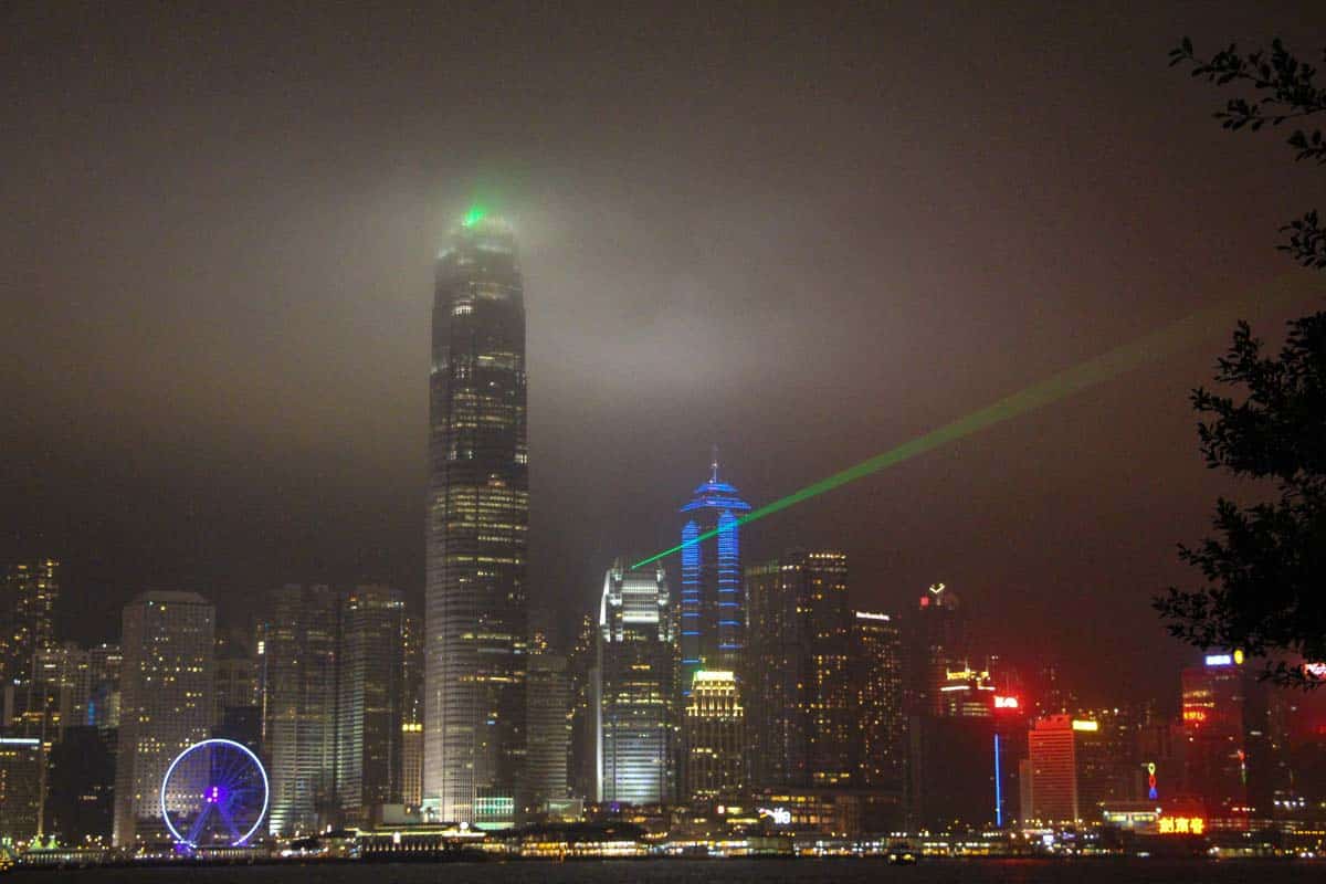 A Symphony of lights skyskrabernes lysshow - Hong Kong