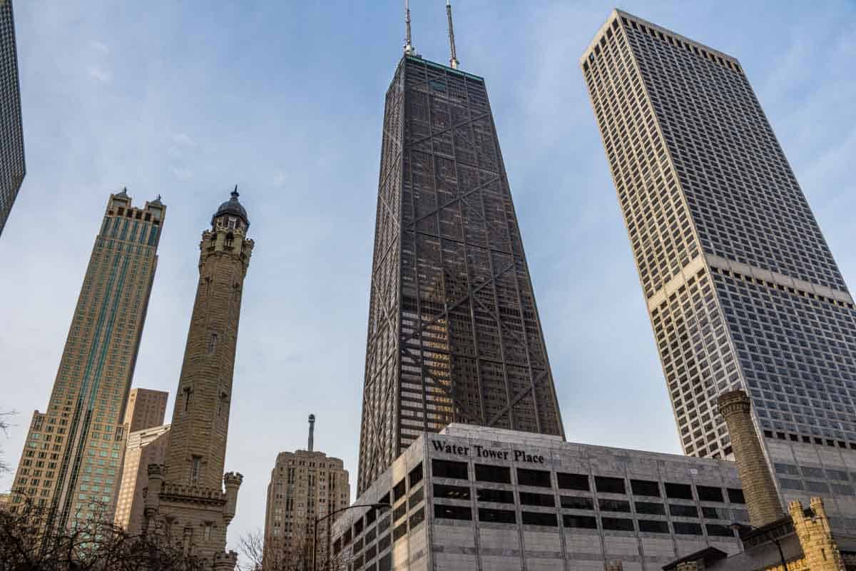 John Hancock Center giver smuk udsigt over byen - Chicago, USA