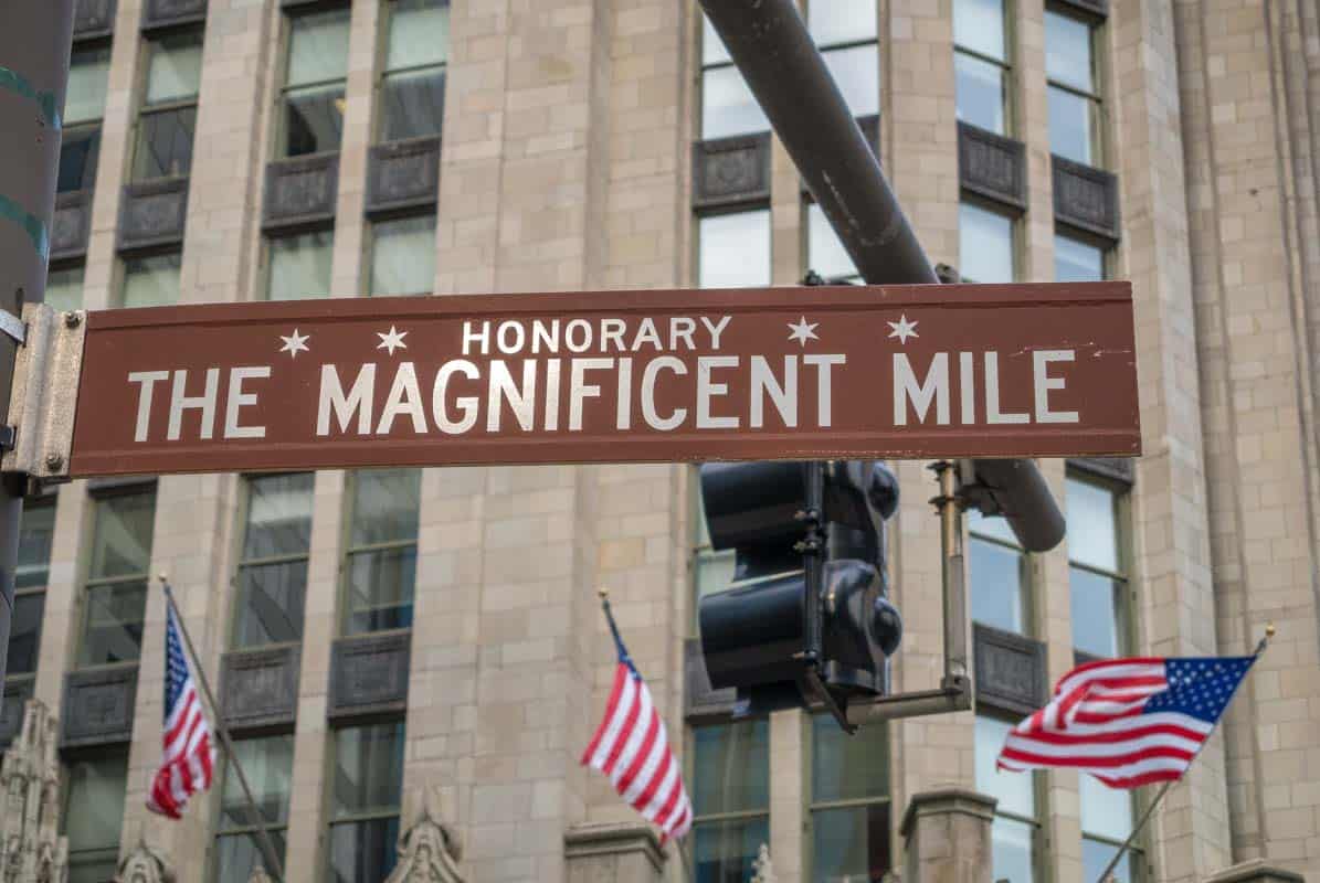 Magnificent Mile er en lang shoppinggade - Chicago, USA