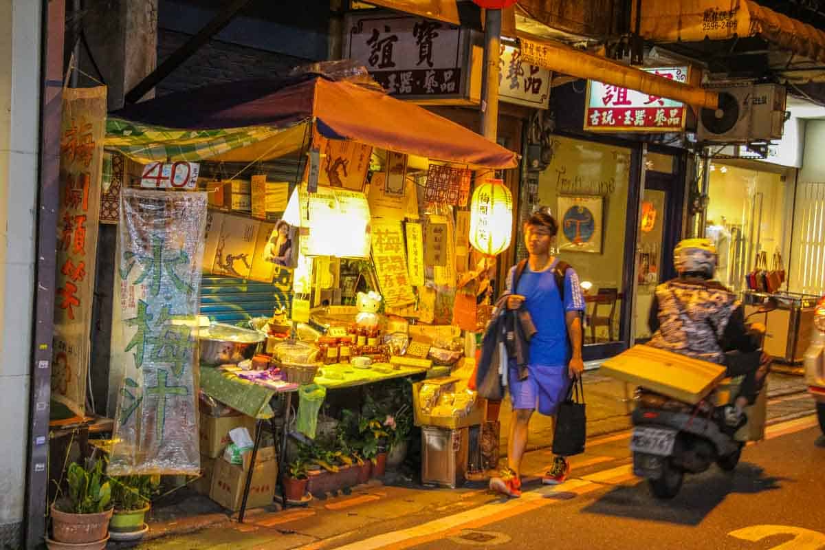 Vores gademarked sydede af gadekøkkener - Taipei, Taiwan