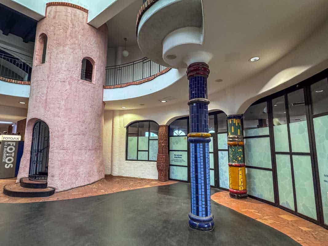 Hundertwassers banegård – Uelzen, Tyskland